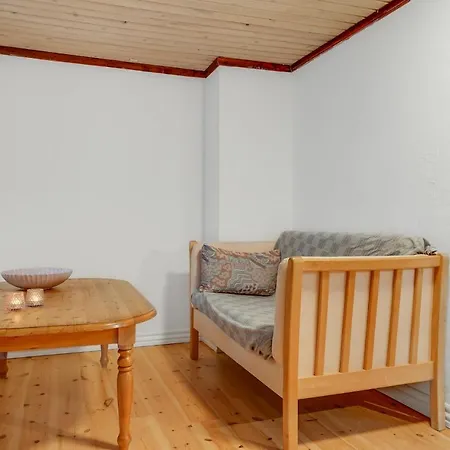 度假居 Awesome In N With Wifi And 1 Bedrooms