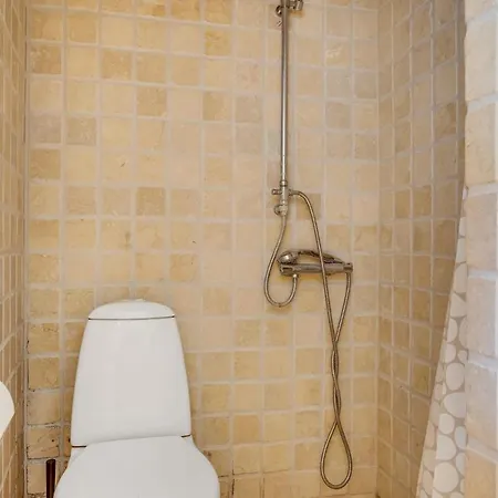 Awesome In N With Wifi And 1 Bedrooms